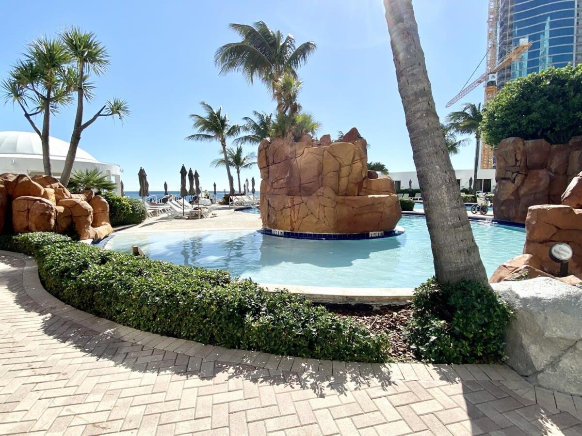 Trump International Resort By Zen Vacation Rentals Miami Beach Exterior foto